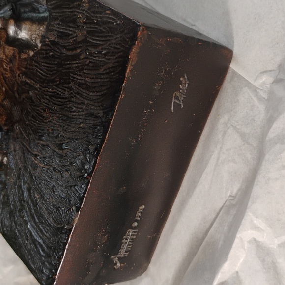 Stallion Sculpture - Picture 4 of 4